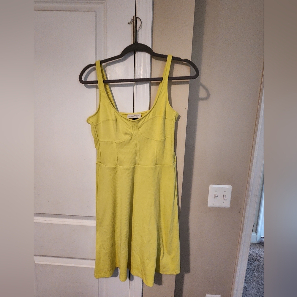Universal Thread Lemon Ribbed Tank - Picture 6 of 6